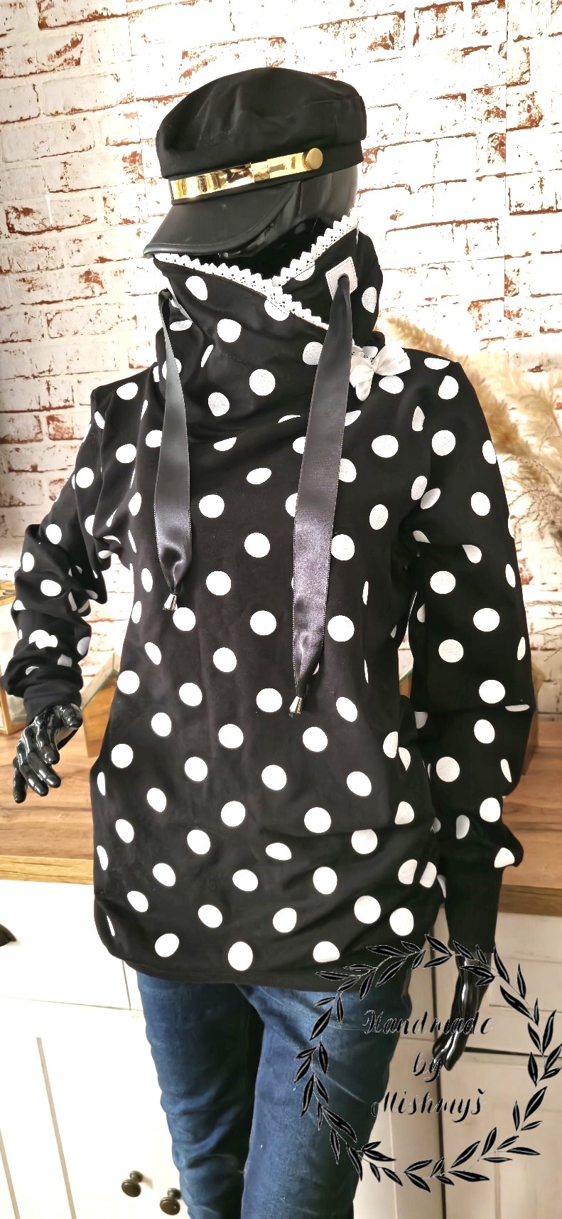 DÁMSKÁ HANDMADE PIN UP MIKINA PUNTÍK VEL.44-46 / XXL