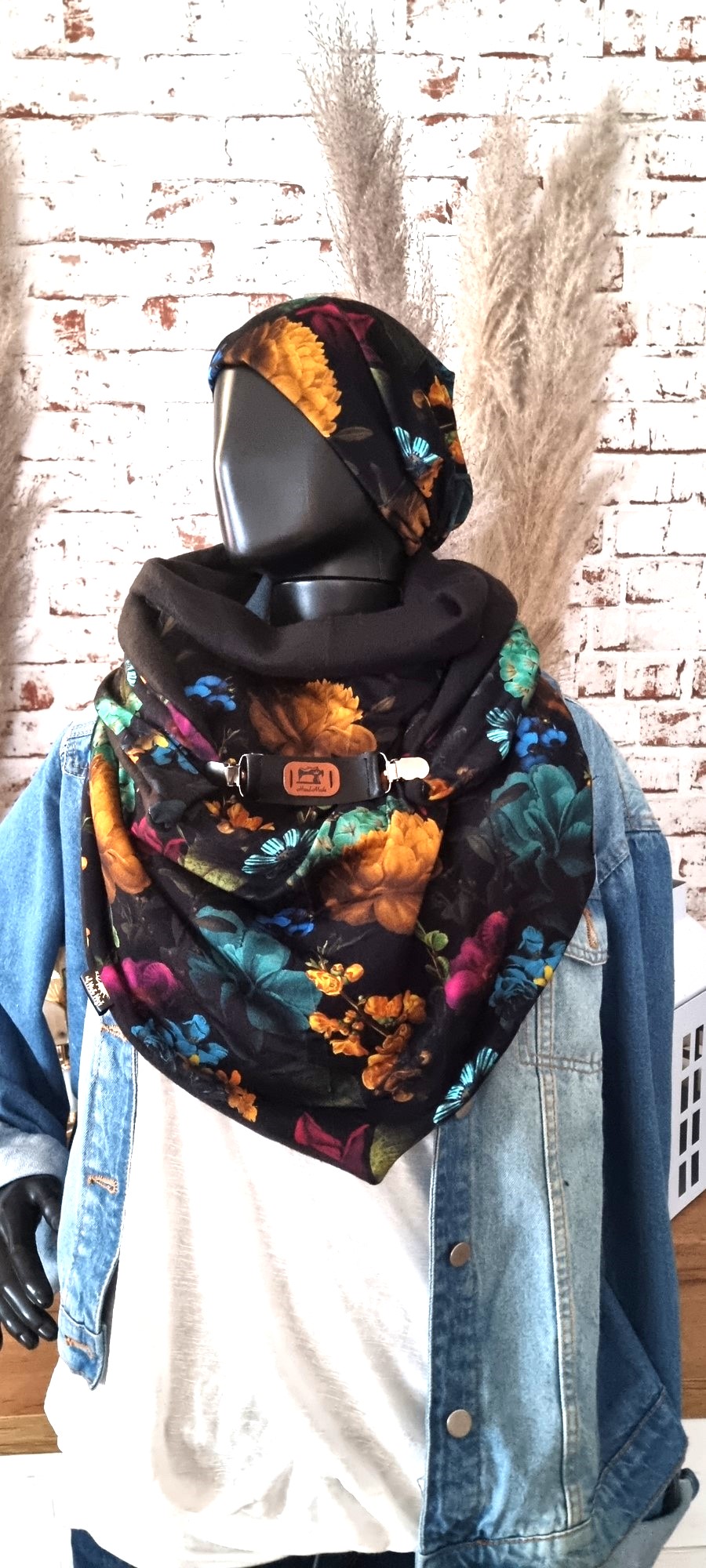 HANDMADE MAXI ŠÁTEK TEMNÉ KVĚTY