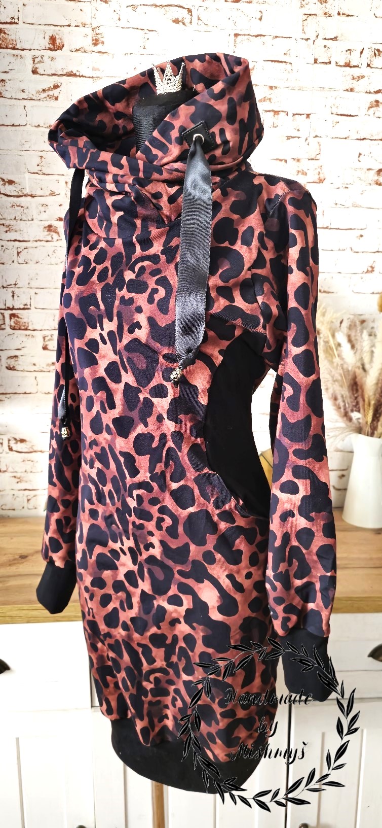 DÁMSKÉ HANDMADE MIKINOVÉ ŠATY LEOPARD VEL.44-46