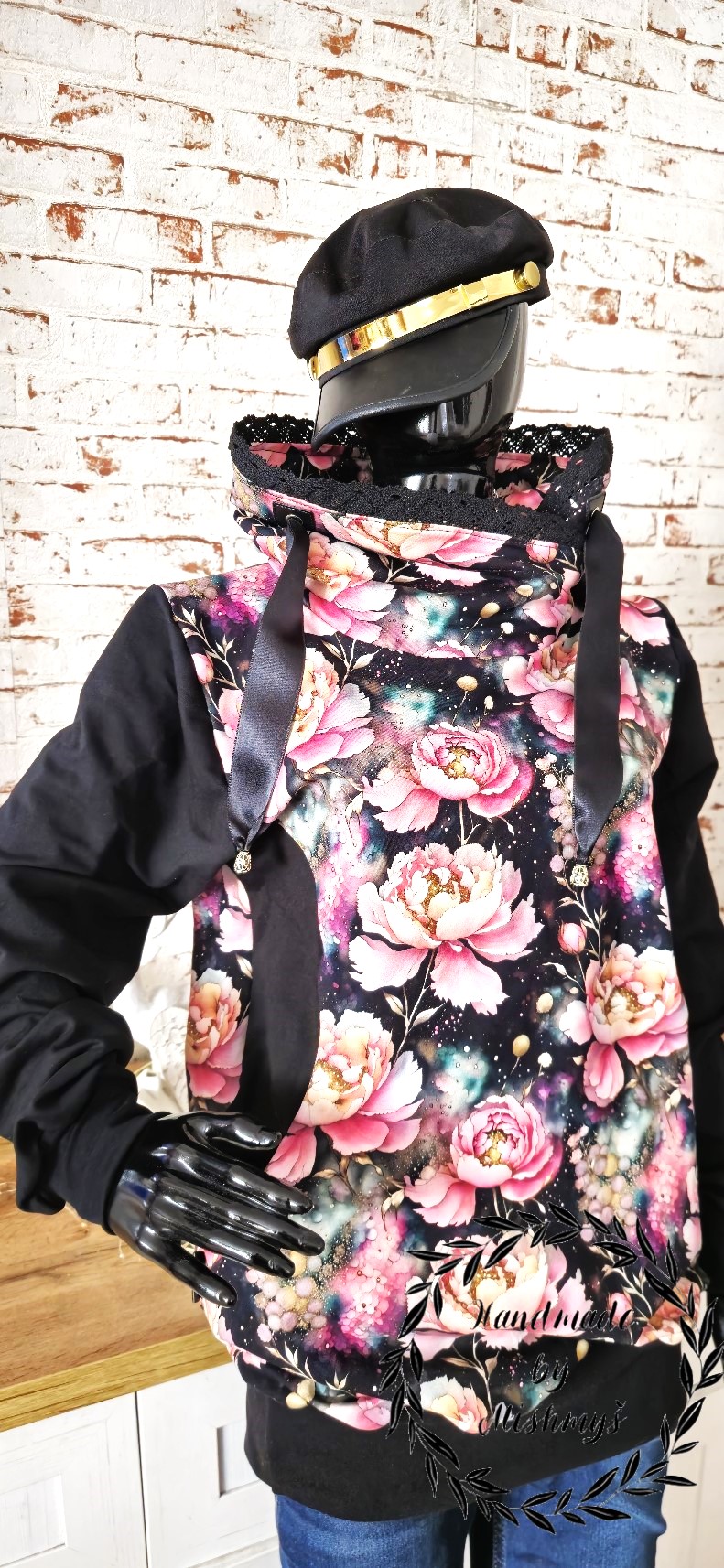 DÁMSKÁ HANDMADE MIKINA PIVOŇKY VEL.40-42